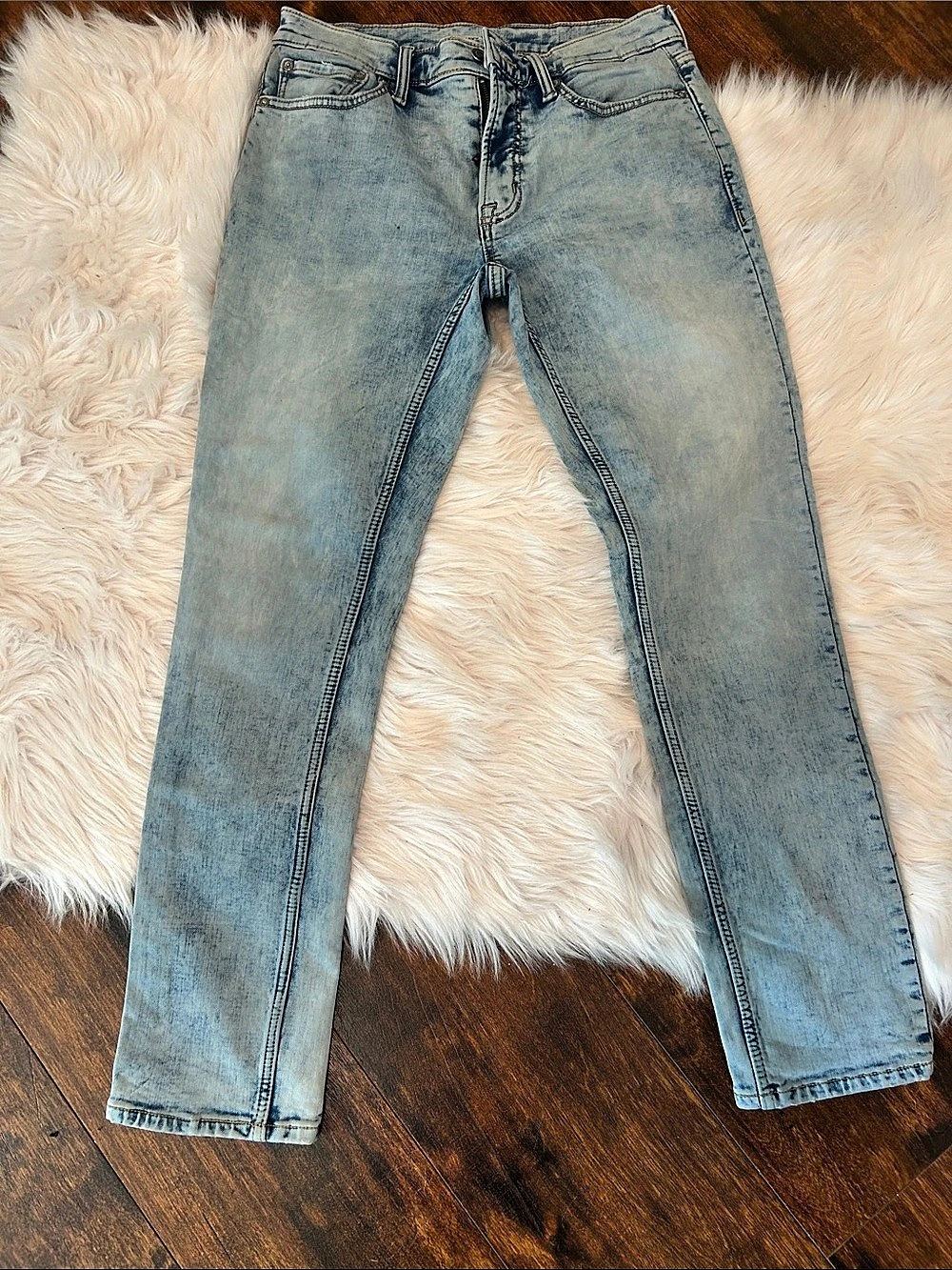 Old Navy Built-In Tough Slim Jeans in Blue